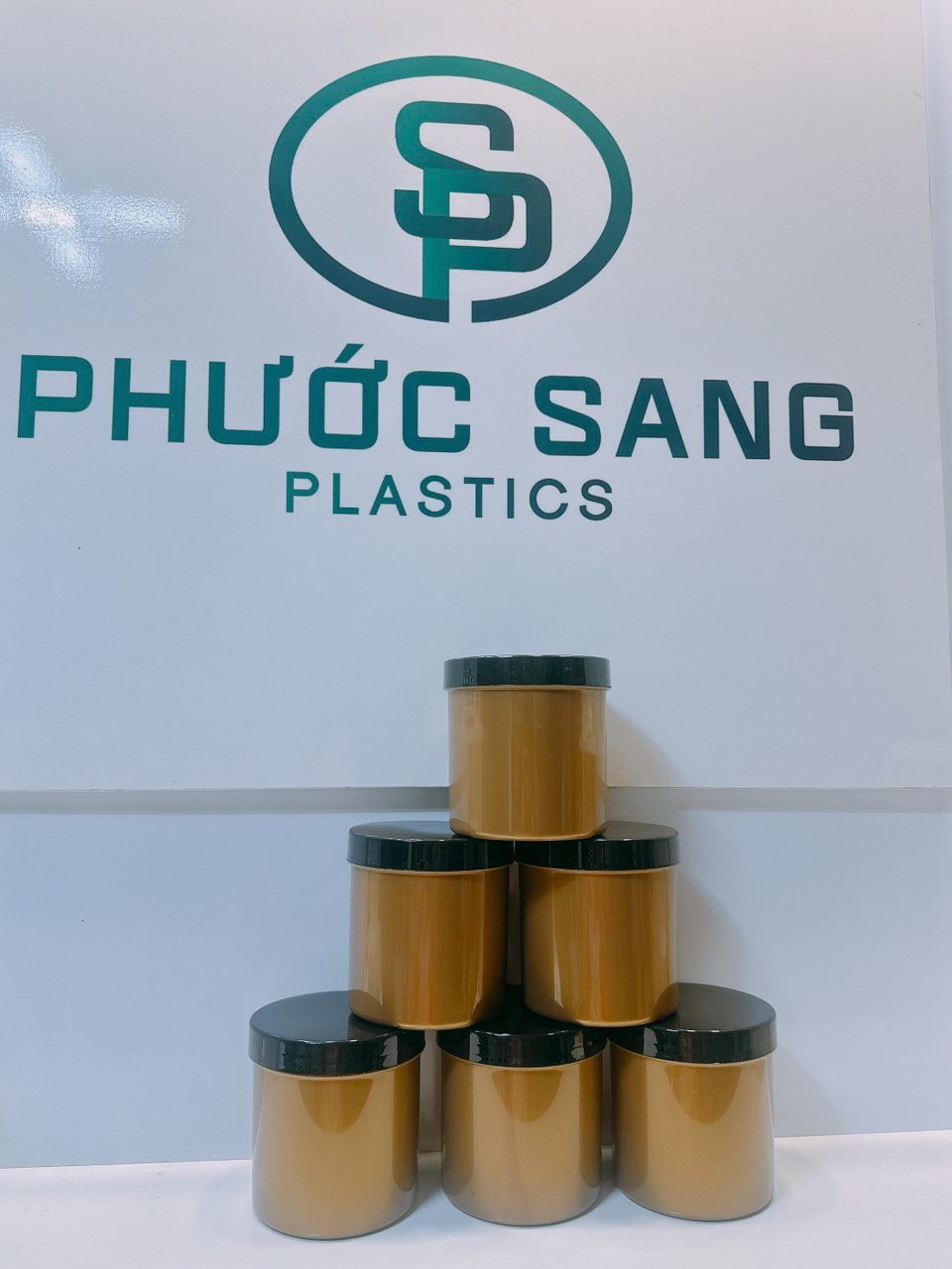 Hũ nhựa đựng mỹ phẩm - Bao Bì Nhựa Kim Lộc Phát - Công Ty TNHH MTV Sản Xuất Thương Mại Kim Lộc Phát